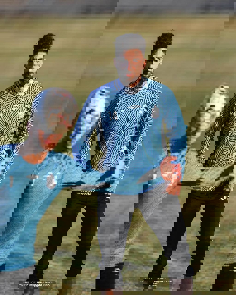 2117163
