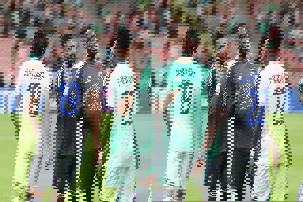 2117490