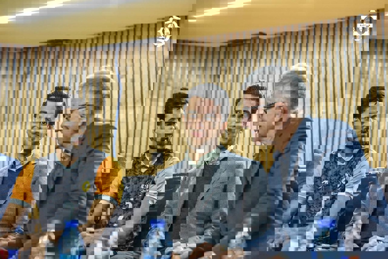 2117930