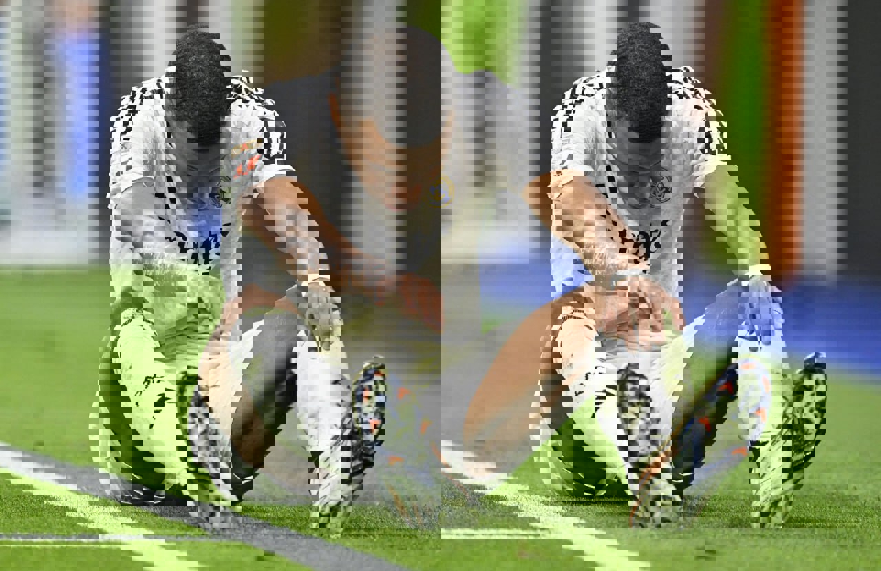 2117702