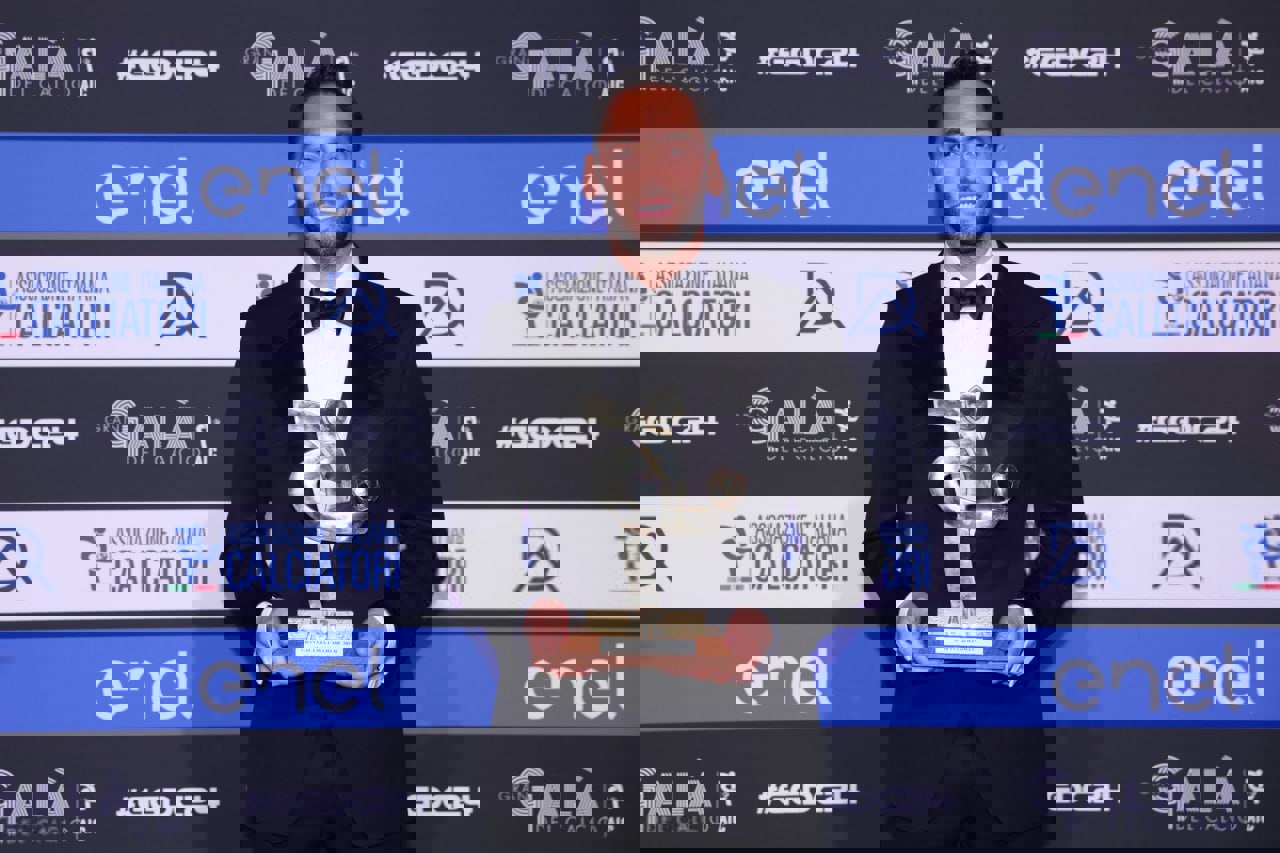 2117766