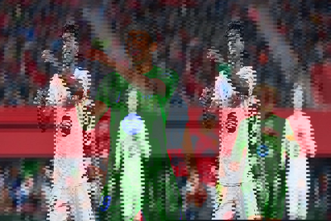2118038