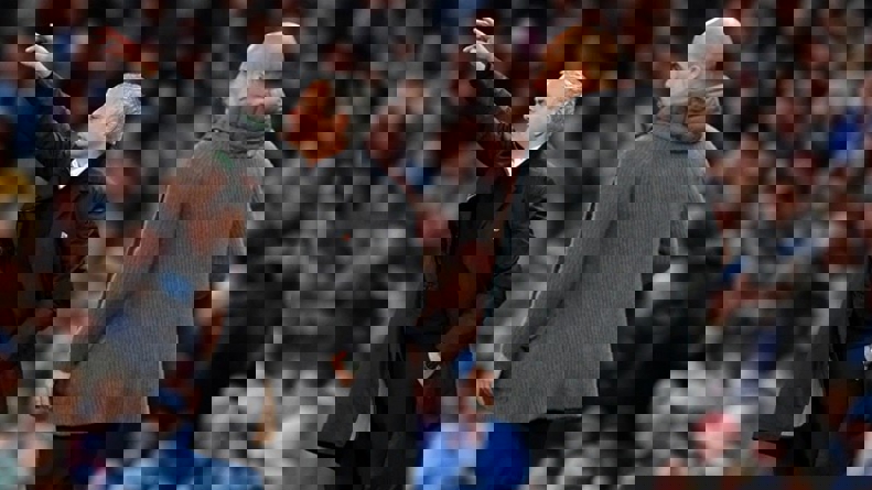 2118062