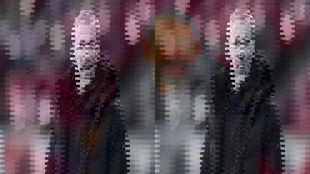 2118258