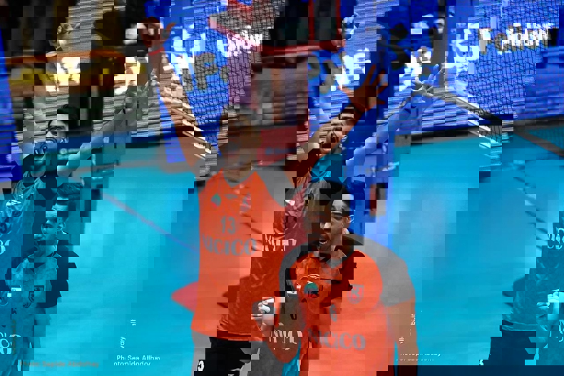 2118606