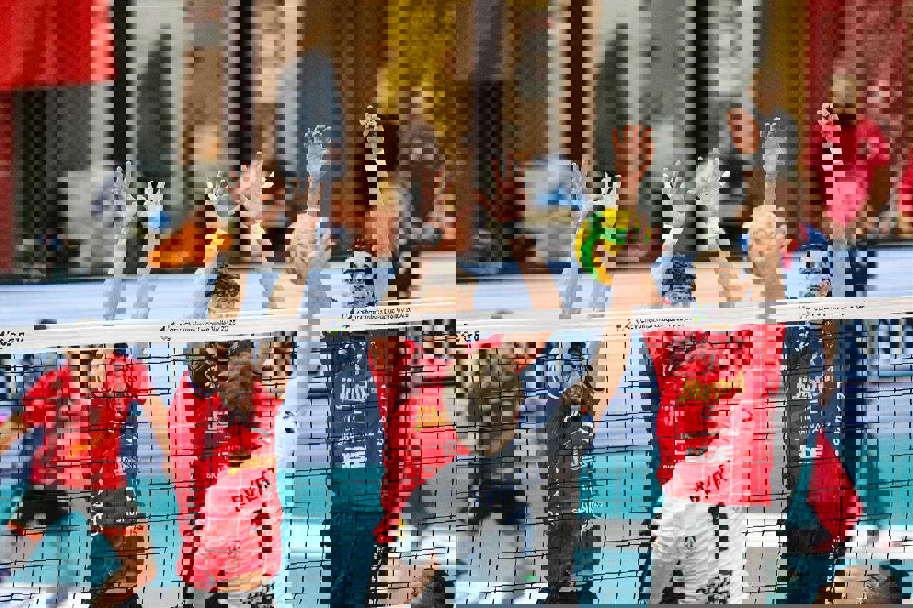 2118612