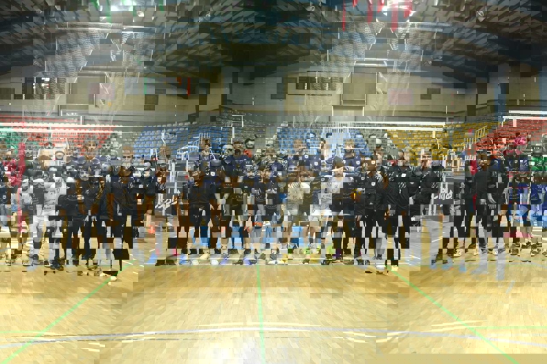 2118605