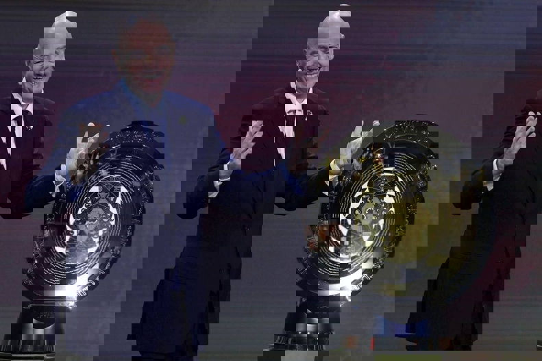 2118675