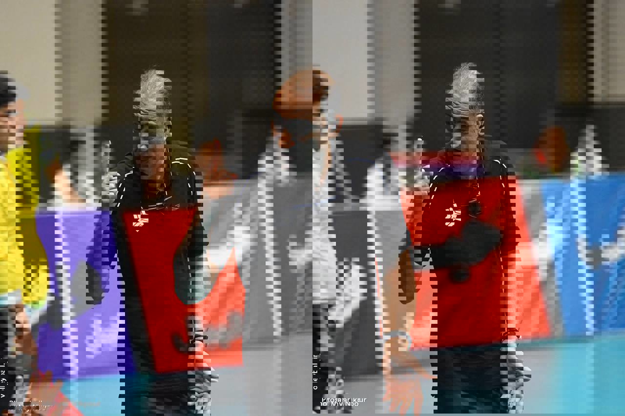 2118611