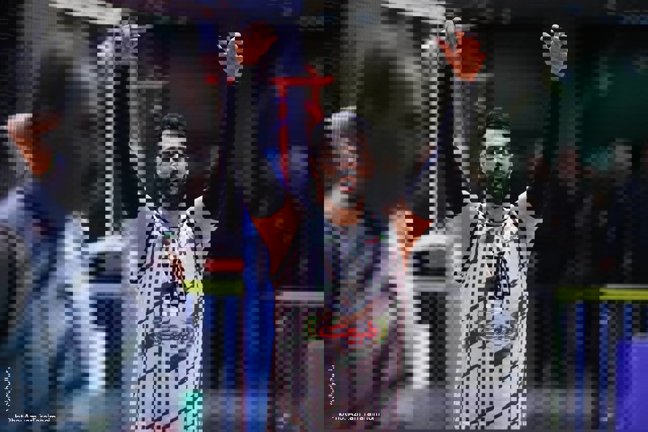 2118604