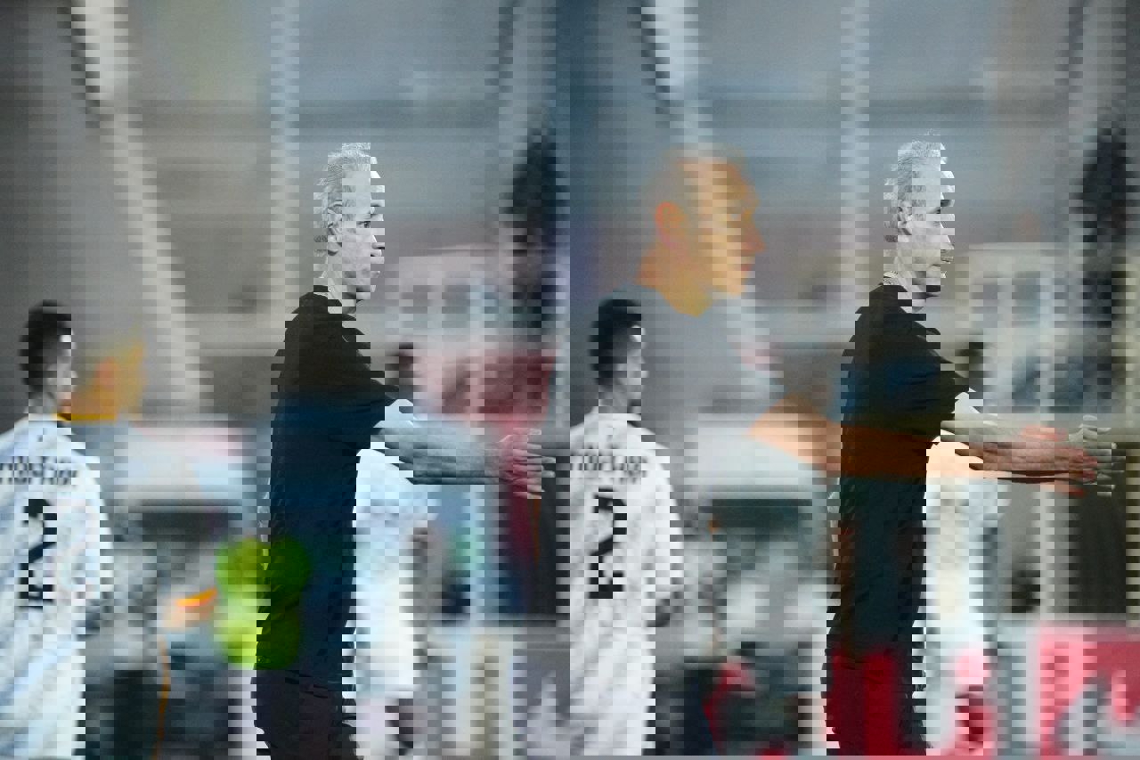 2118768
