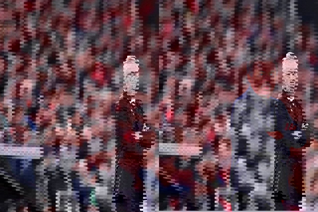 2118812