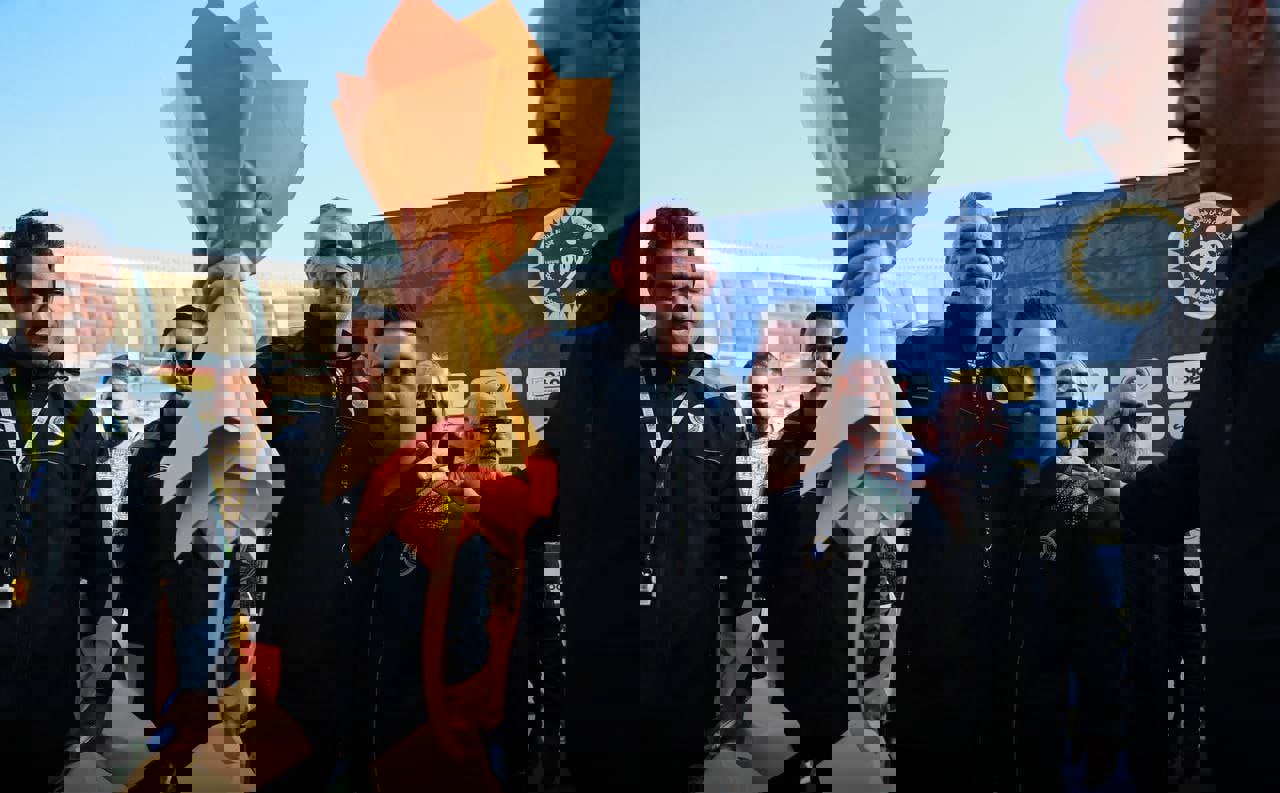 2118857