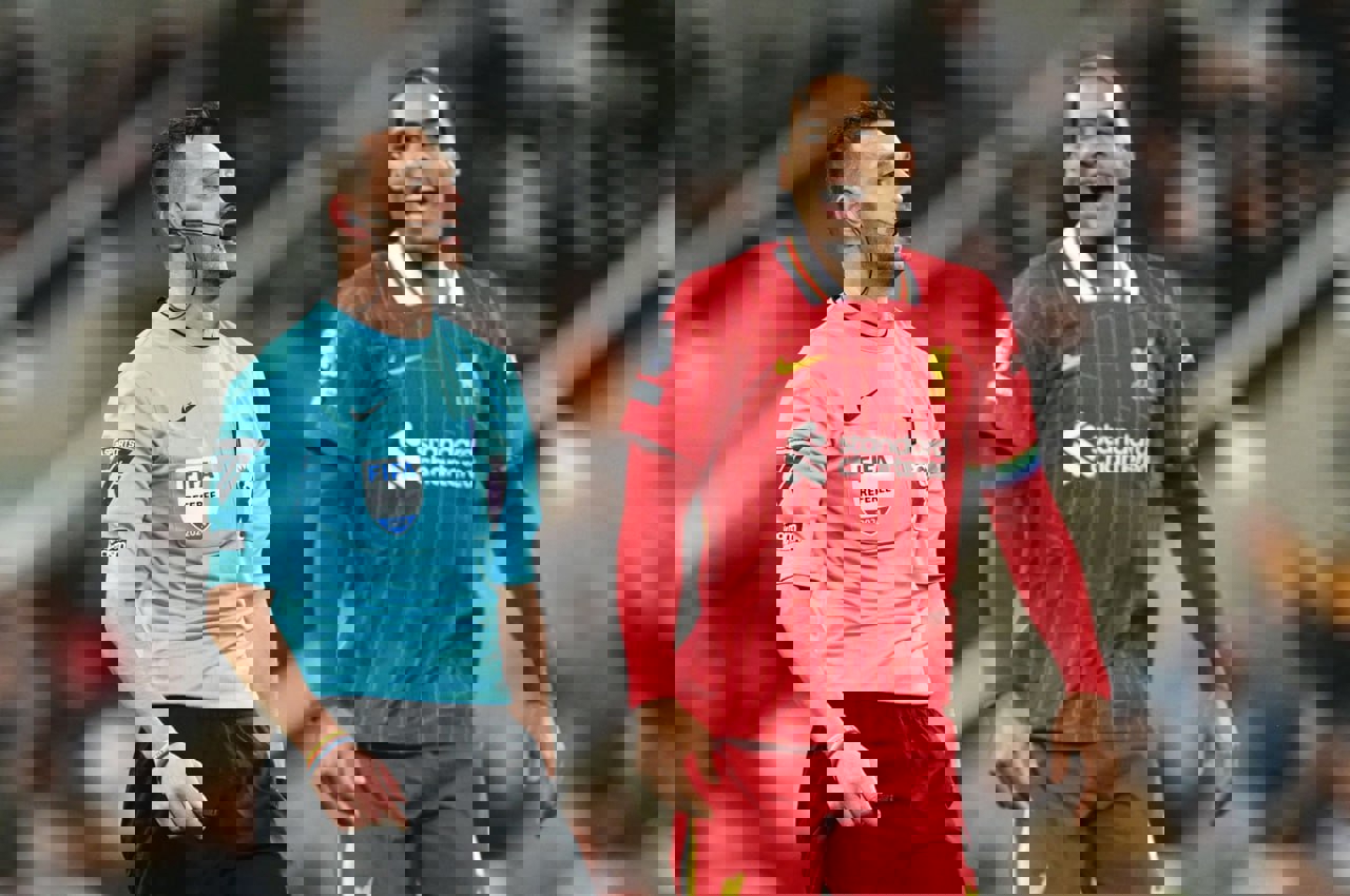 2118881