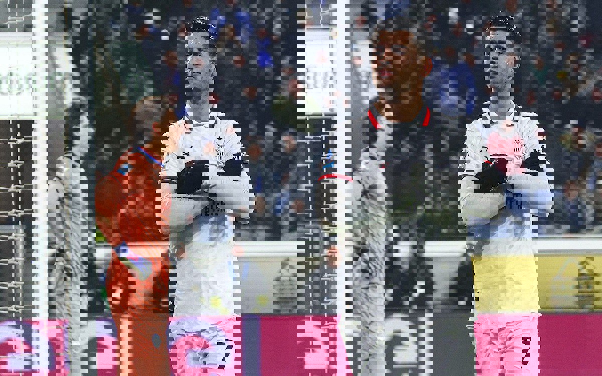 2119021