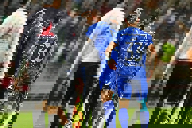 2119418