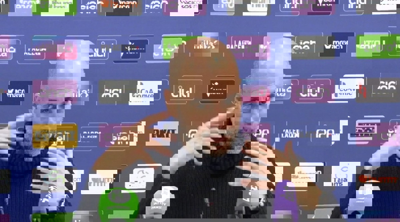 2119367