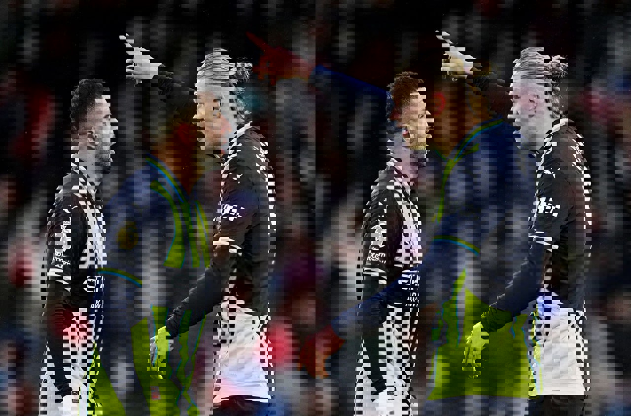 2119590