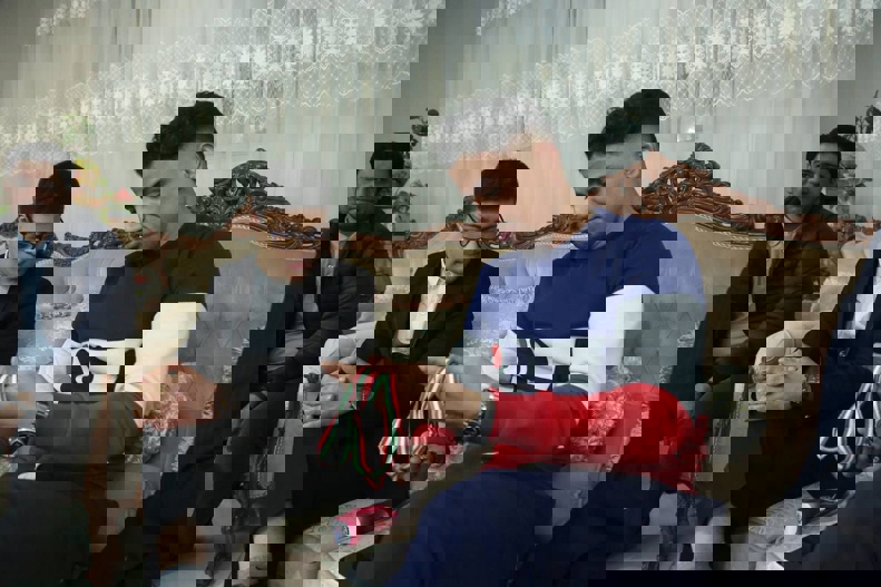 2119672