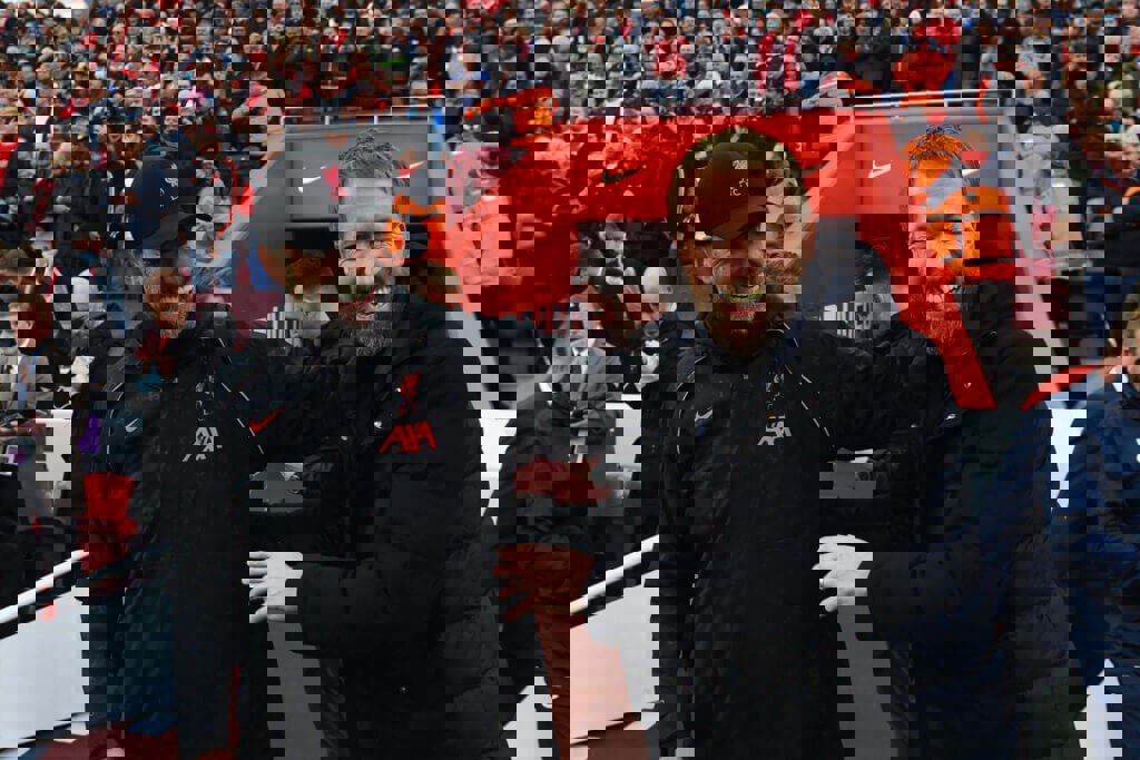 2119832