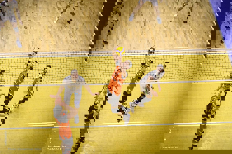 2119881