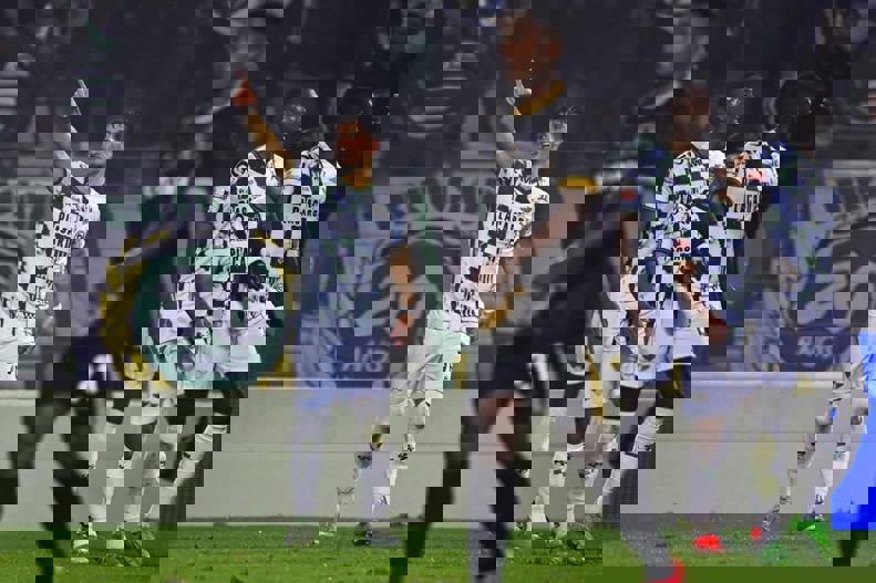 2120123