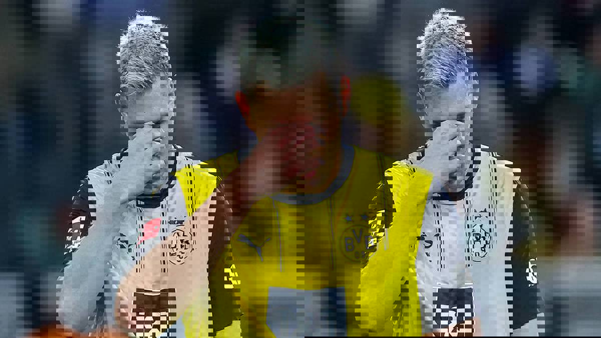 2120582