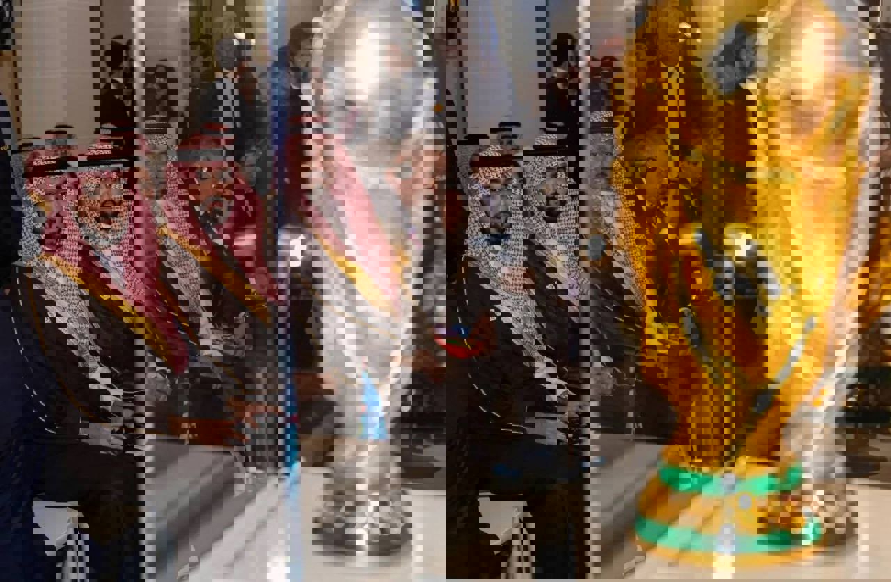 2120777