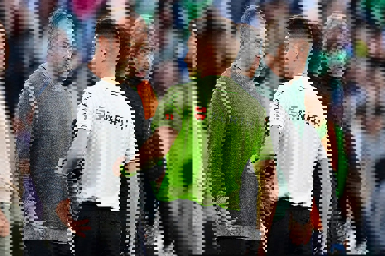2120949