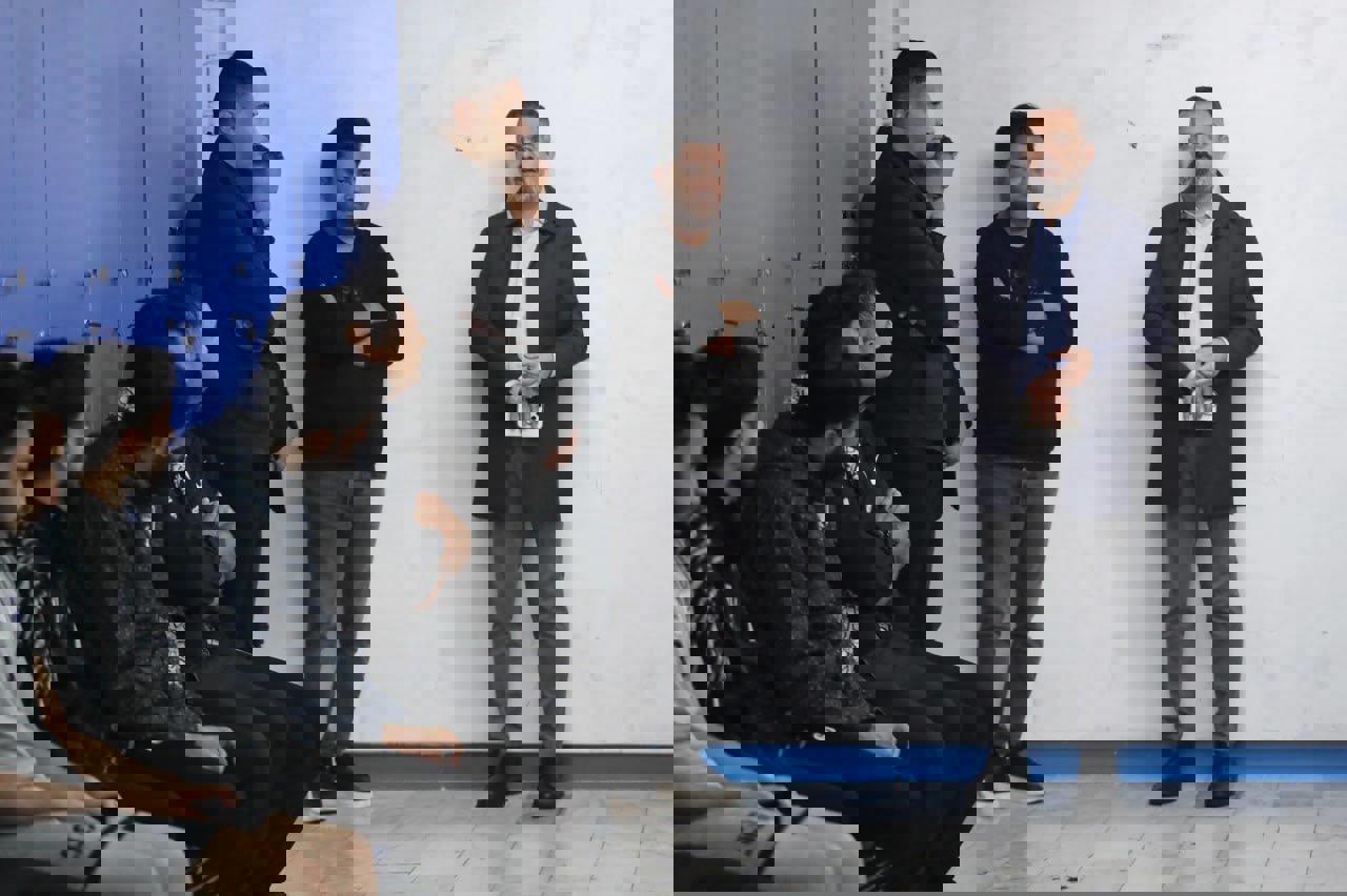 2121145