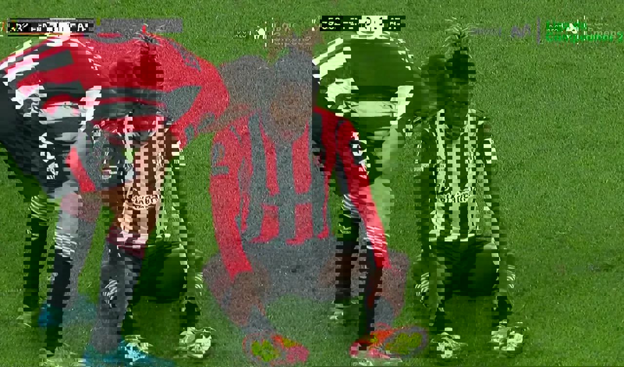 2121137