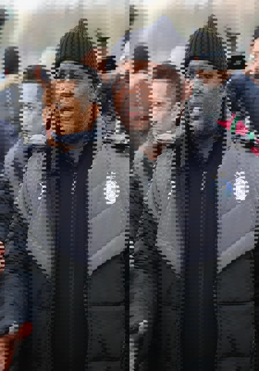 2121592