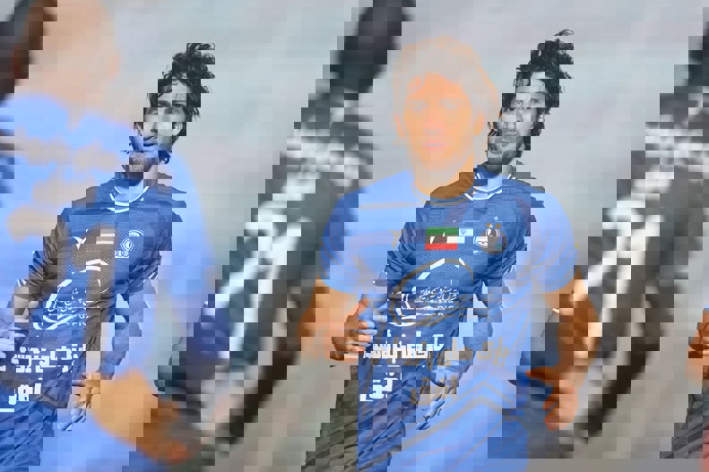 2121430