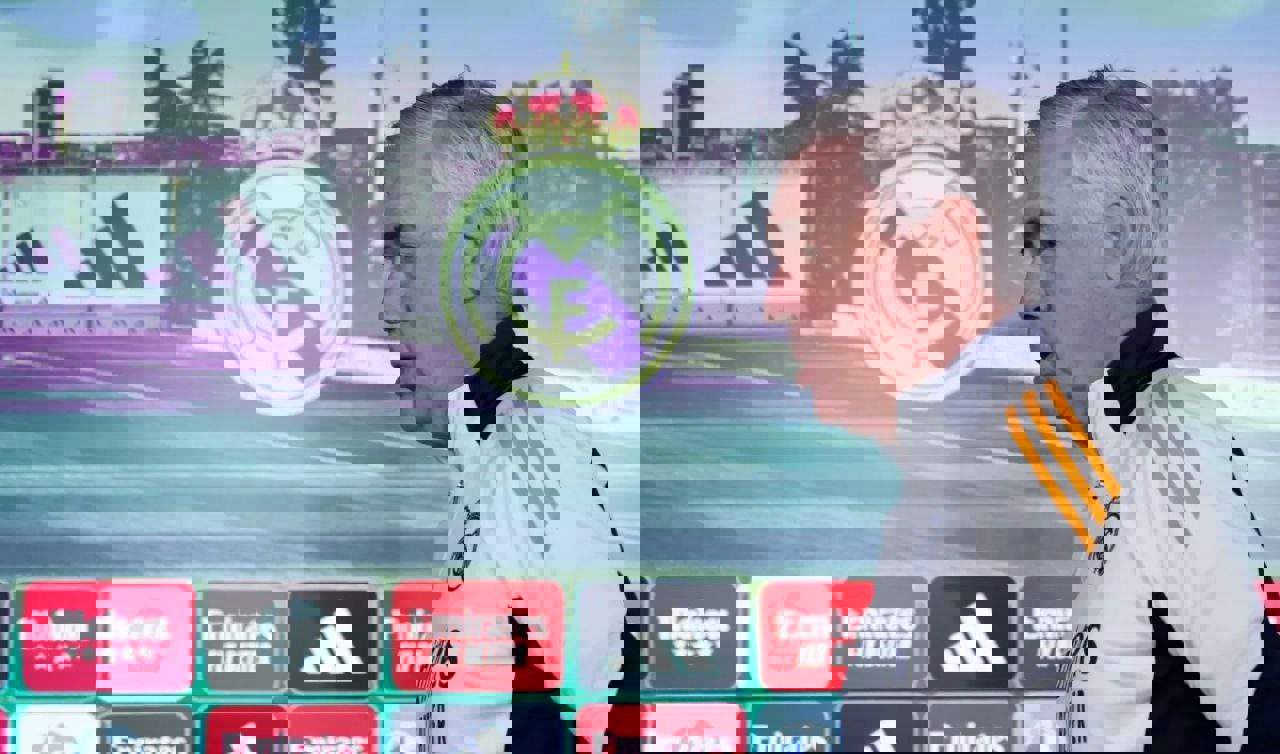 2121762