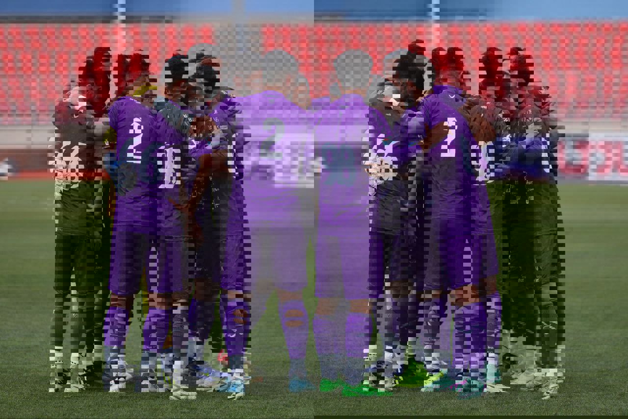 2121810