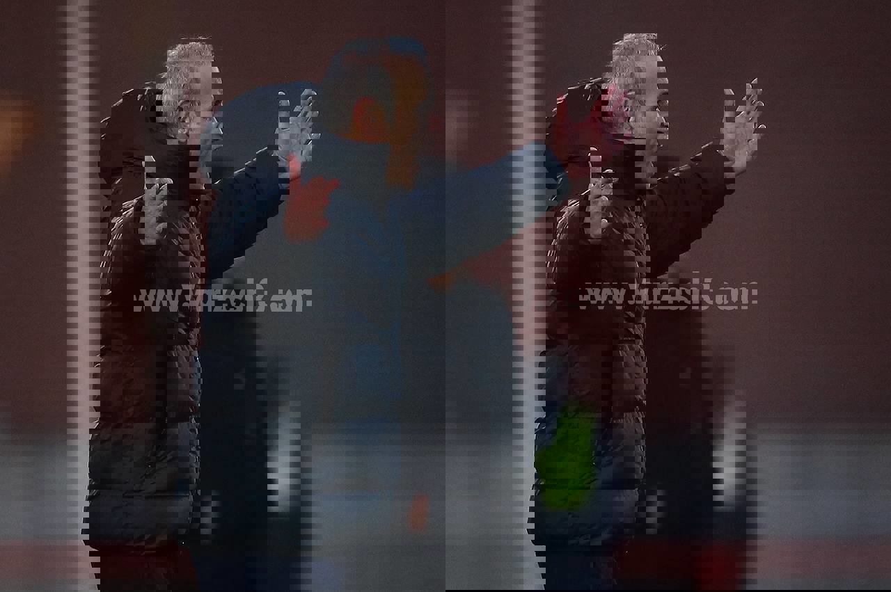 2121836