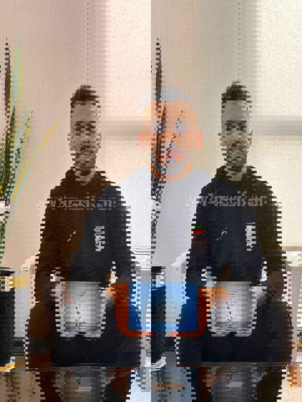 2121850
