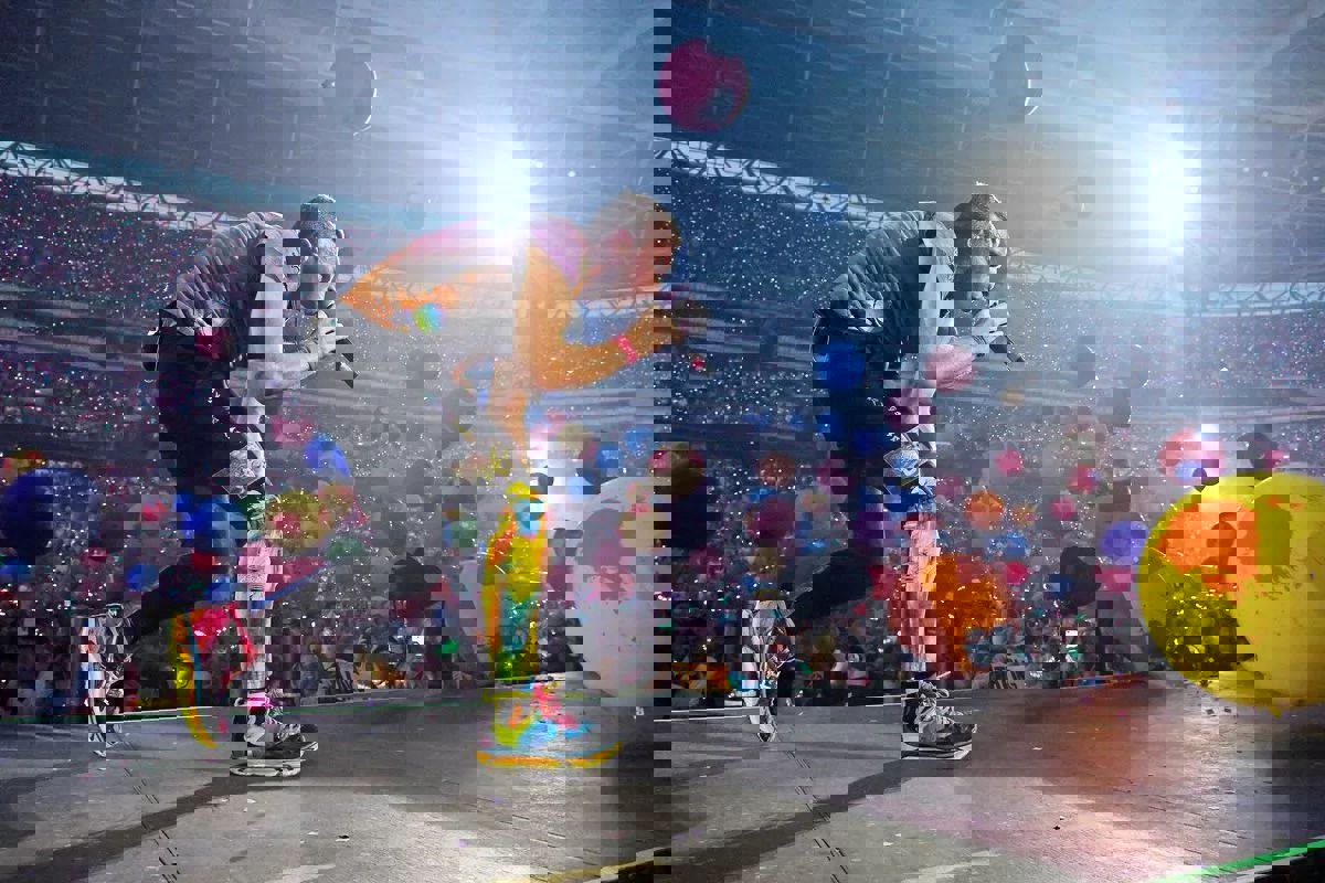 2122333
