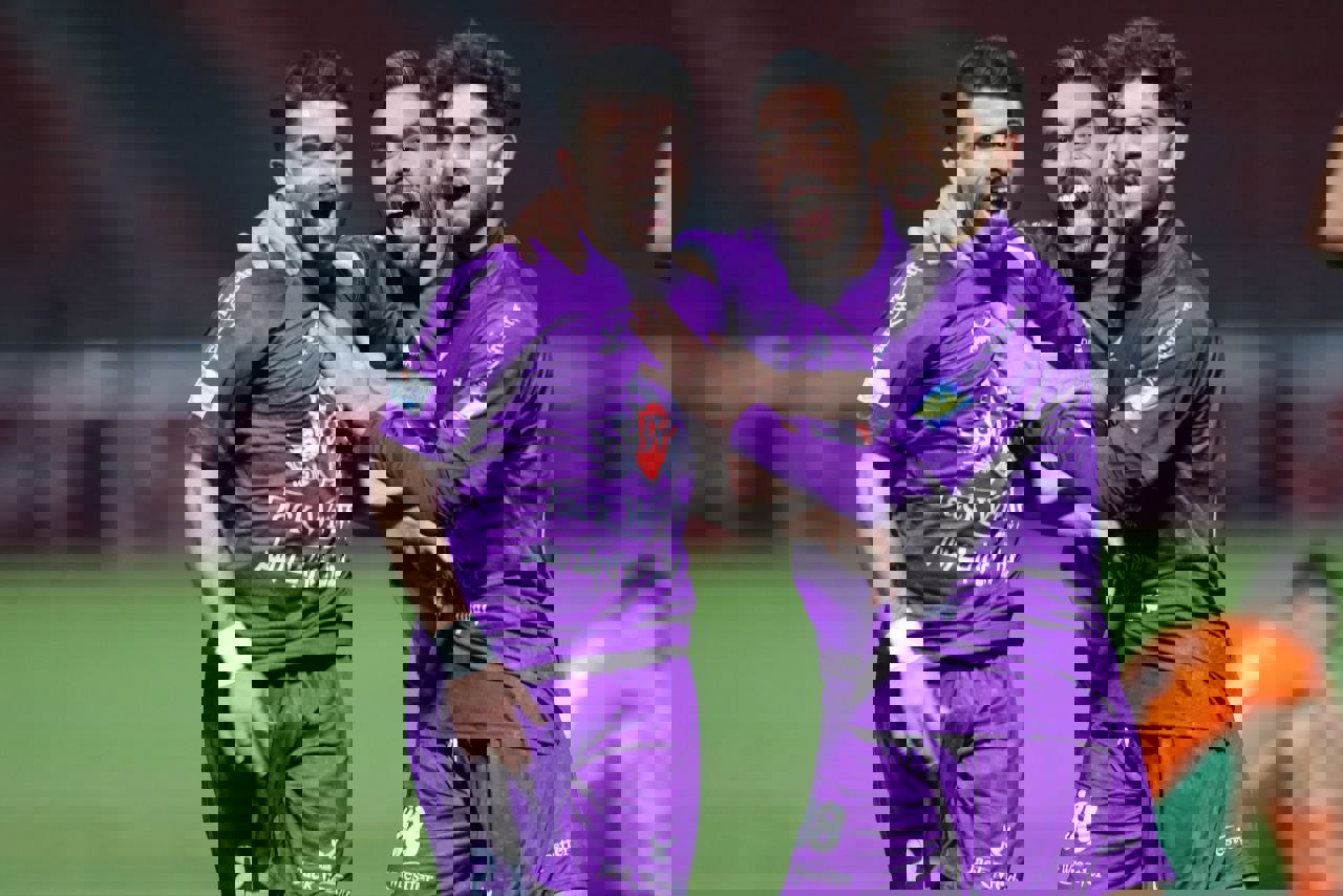 2122340