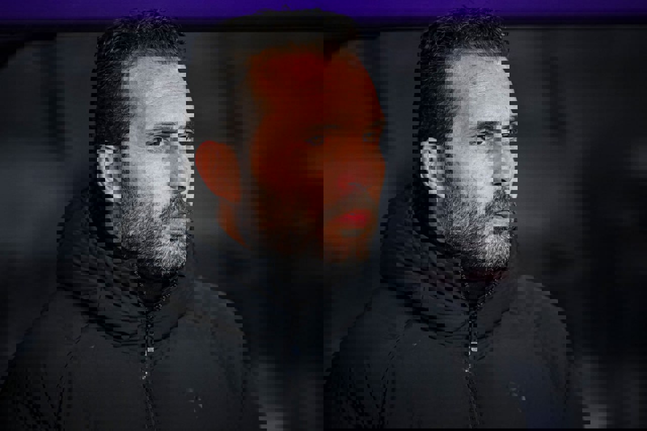 2122027