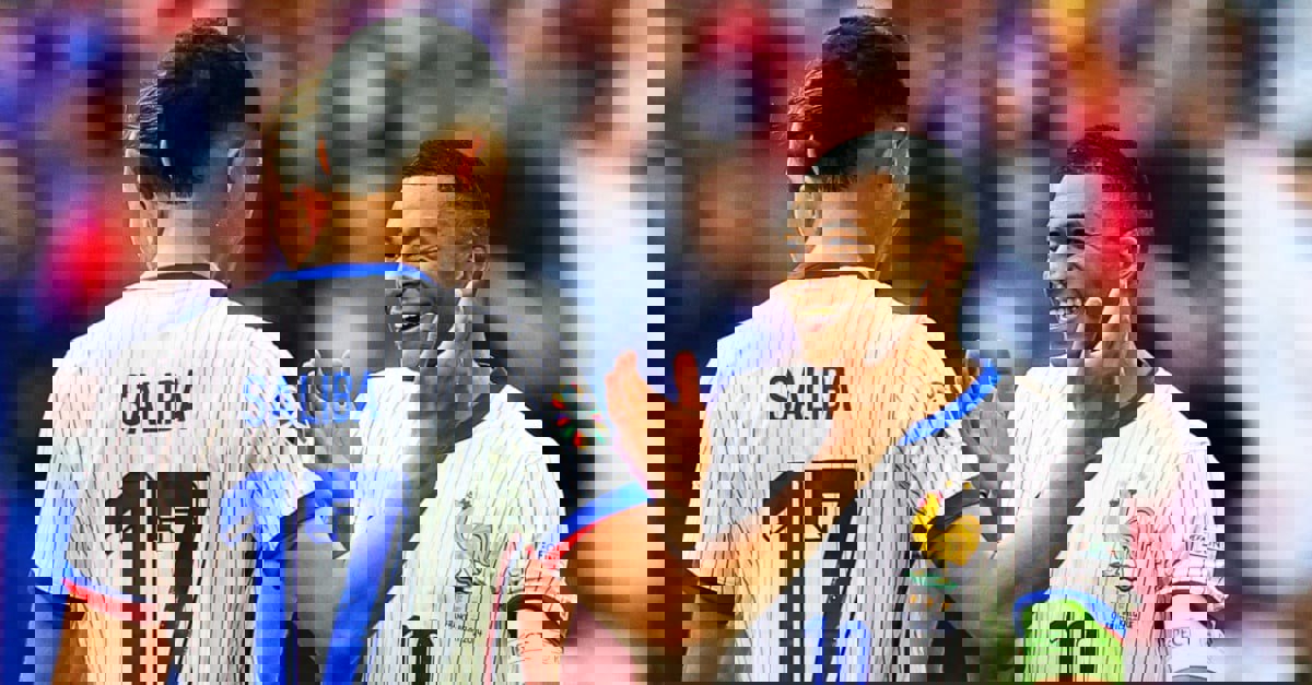 2122058