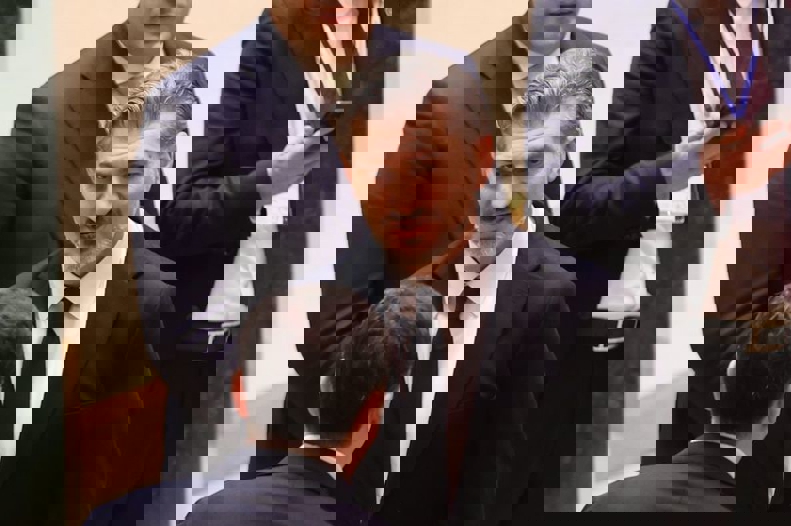 2122191