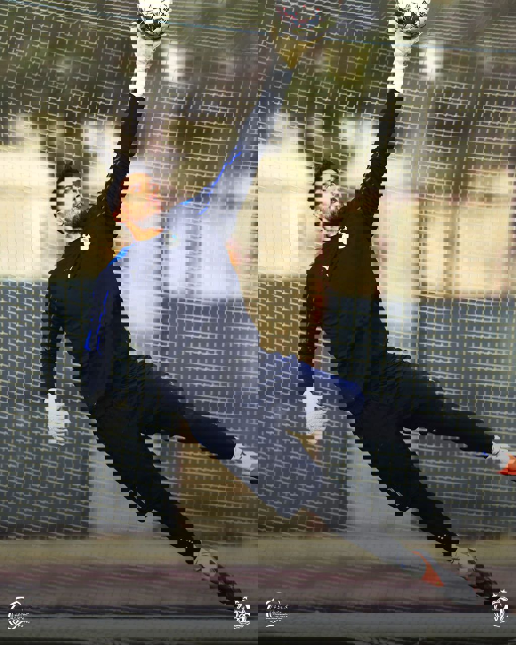 2122358
