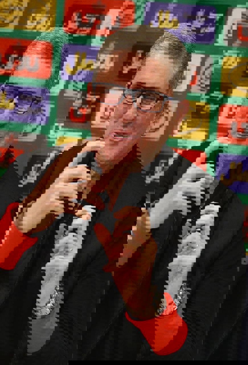 2122610