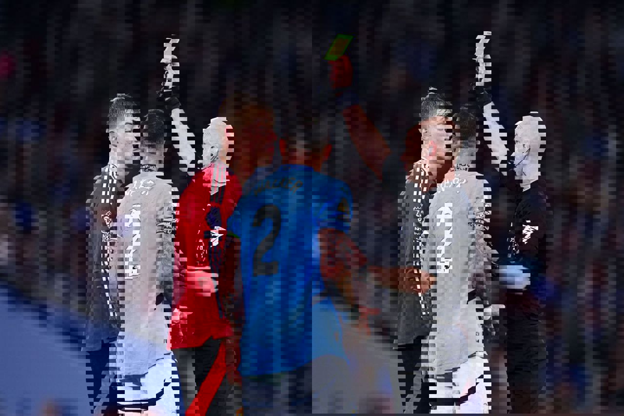 2122668