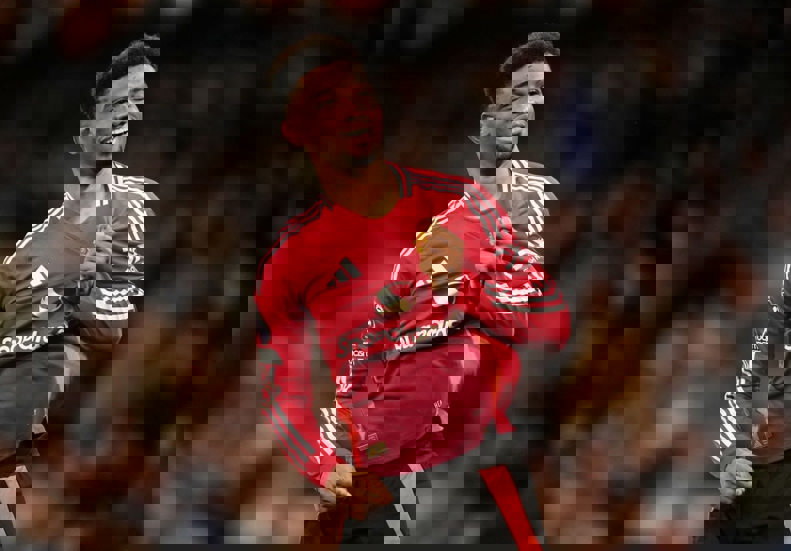 2122941