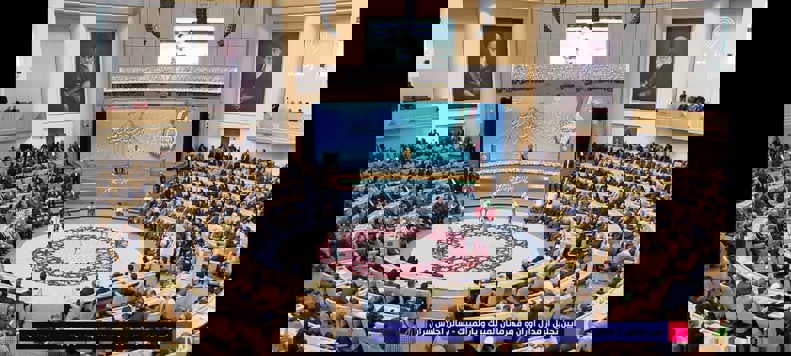 2122904