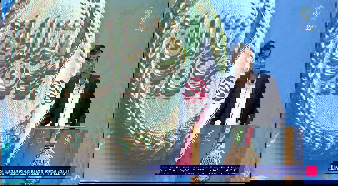 2122905