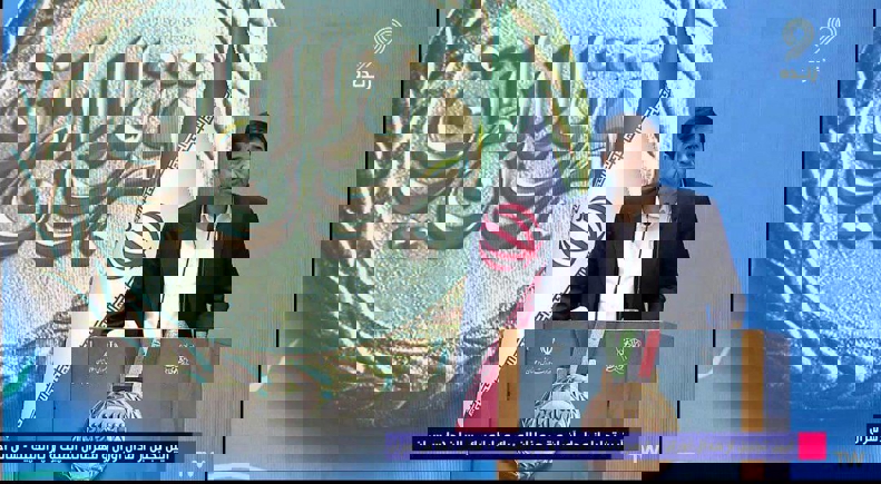2122905