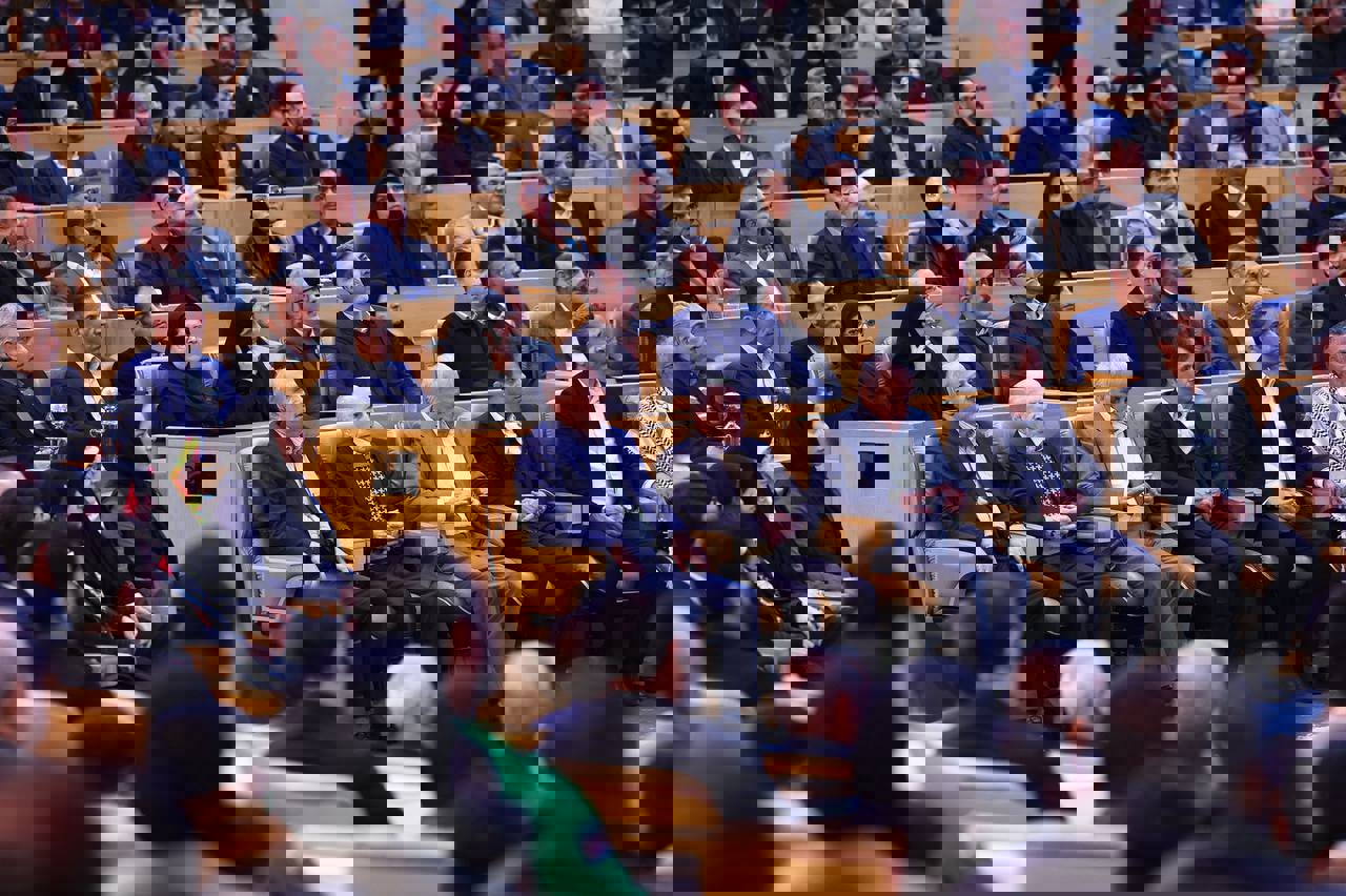 2122971